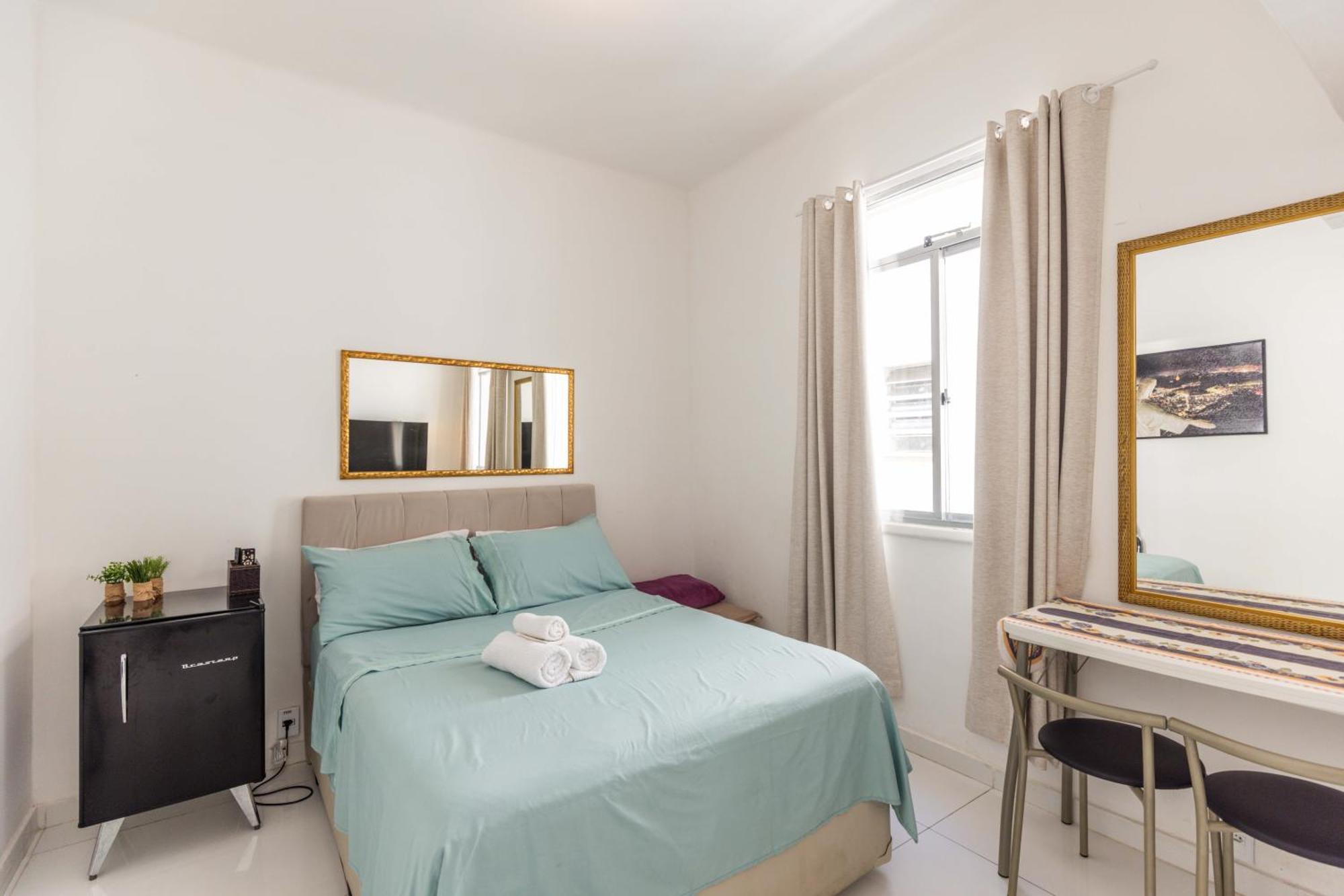 Studio's Edificio Leblon Apartment